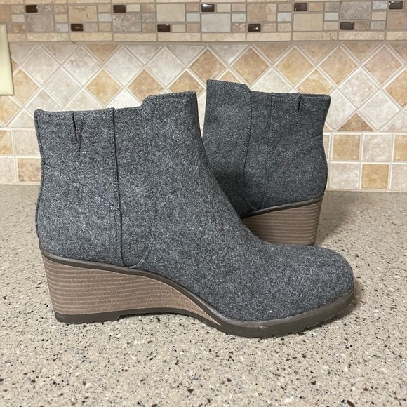 Dr Scholl’s Chloe Wedge Bootie in Charcoal Gray Size 11 - Picture 5 of 9